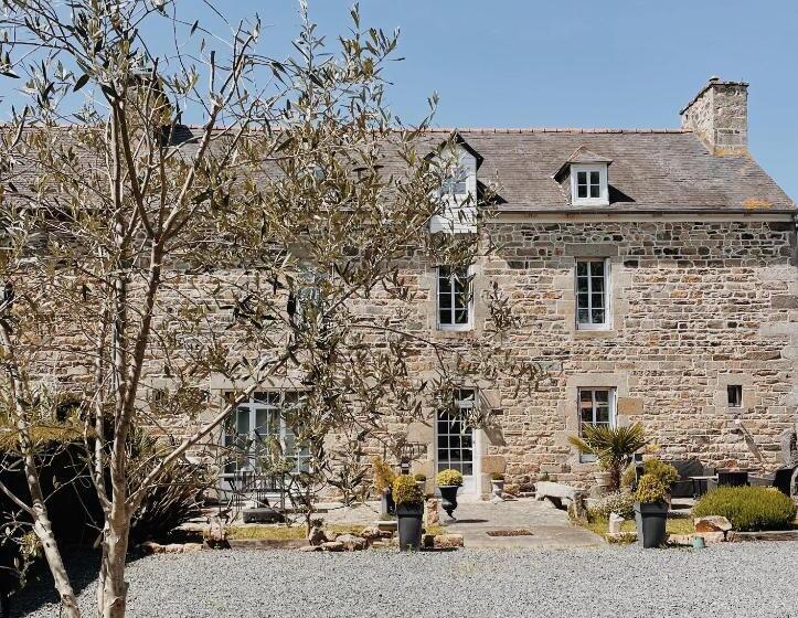 بنسيون Ar Maen