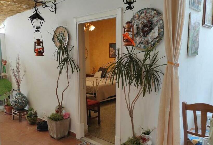 بنسيون Enza S Amalfi Coast Affittacamere