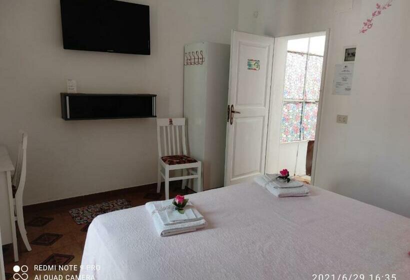 بنسيون Enza S Amalfi Coast Affittacamere