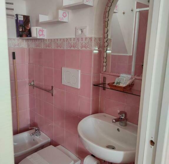 بنسيون Enza S Amalfi Coast Affittacamere