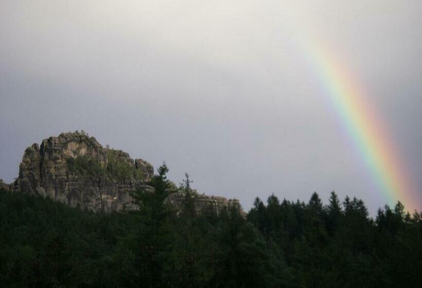 بنسيون Falkenstein Hütten