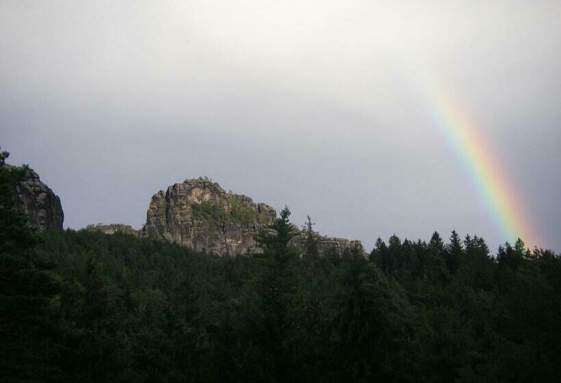 بنسيون Falkenstein Hütten