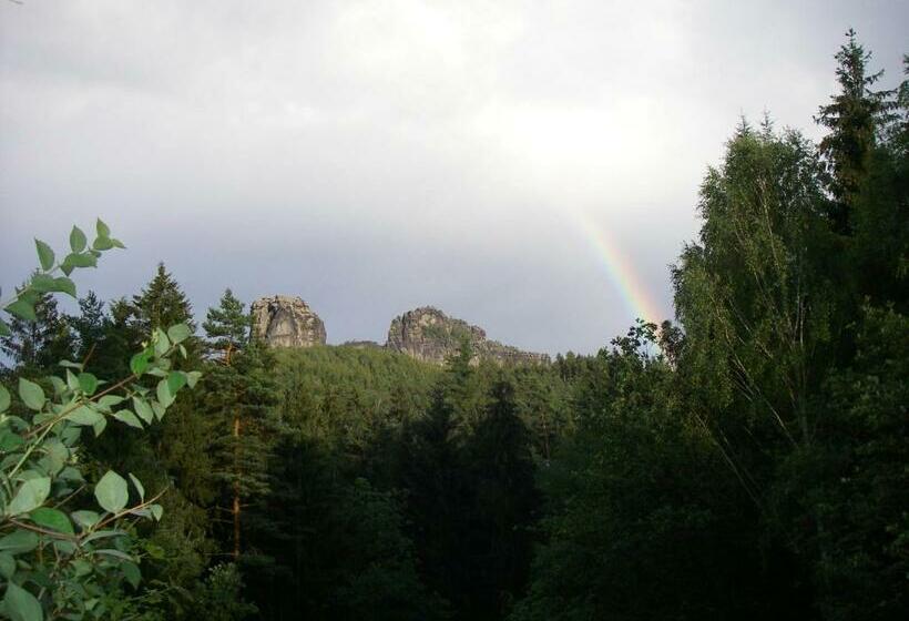 بنسيون Falkenstein Hütten