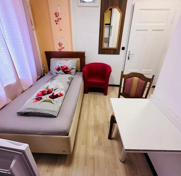 膳宿费 Gästezimmer Siminciuc
