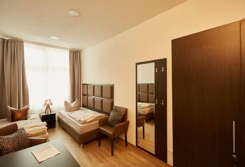 پانسیون Harbour Apartments