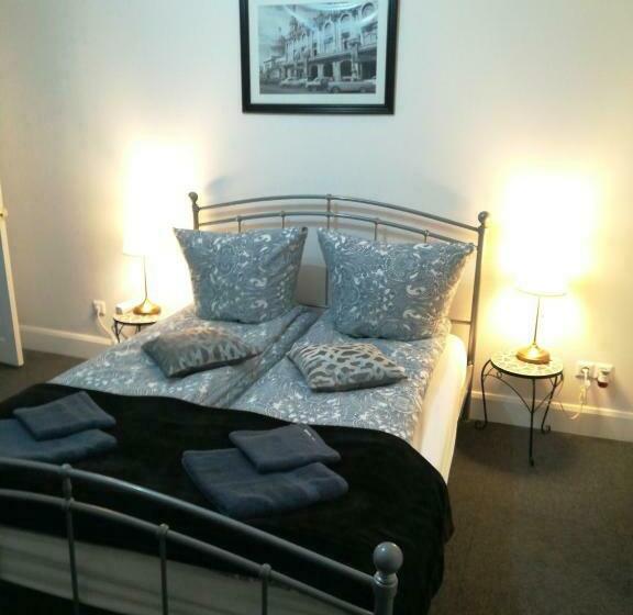 펜션 Royal Guest House Ii