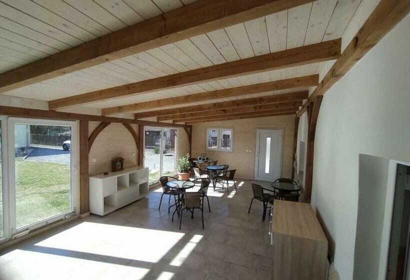 ペンション Villa šimák