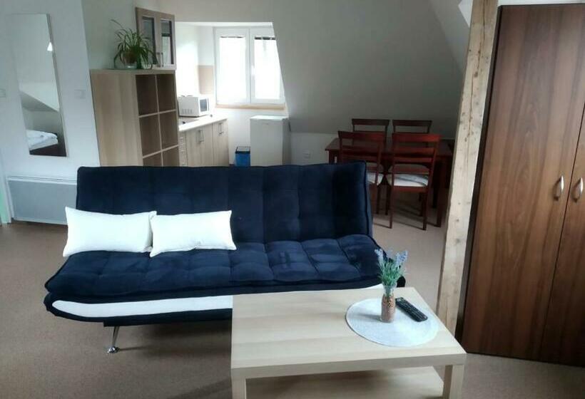 ペンション Villa šimák