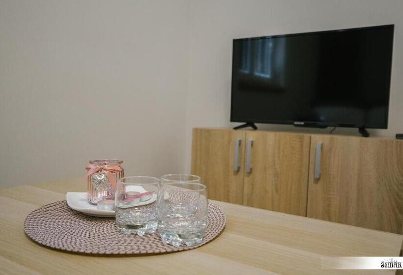 ペンション Villa šimák