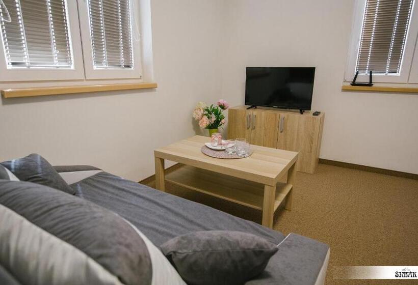 ペンション Villa šimák