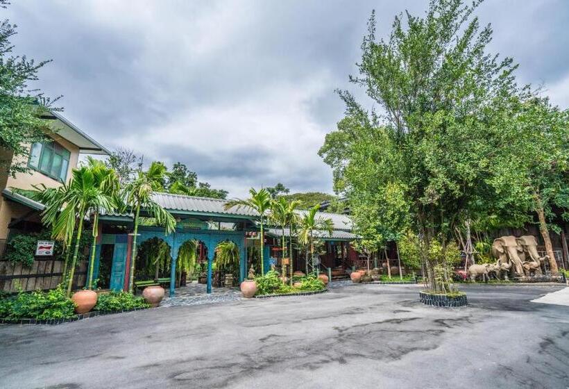 リゾートホテル Ban Mai Vintage