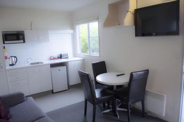 Wellington 747 Motel