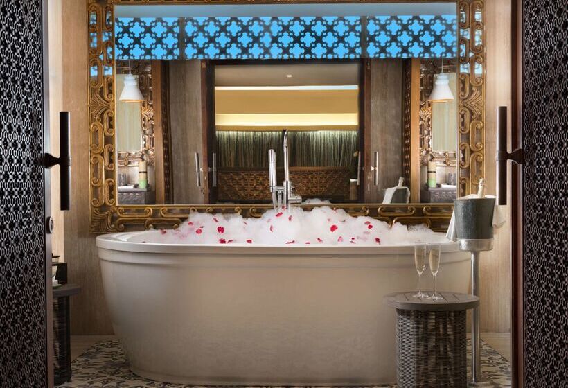 Anantara Uluwatu Bali Resort