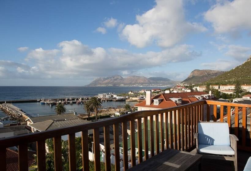 Chartfield Guesthouse