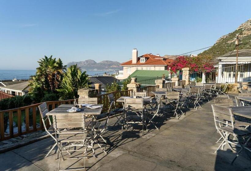 Chartfield Guesthouse