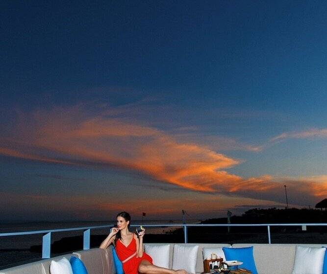 Crimson Resort And Spa   Mactan Island, Cebu