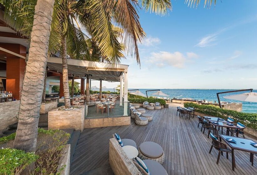 Crimson Resort And Spa   Mactan Island, Cebu