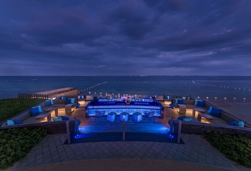 Crimson Resort And Spa   Mactan Island, Cebu