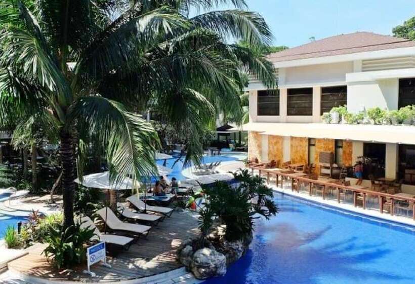 Henann Lagoon Resort