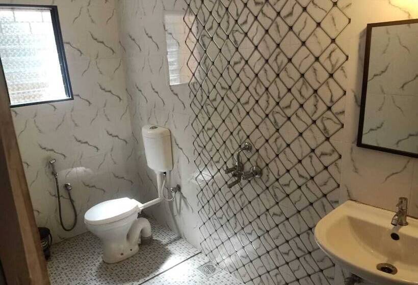 Holiday Beach Resort