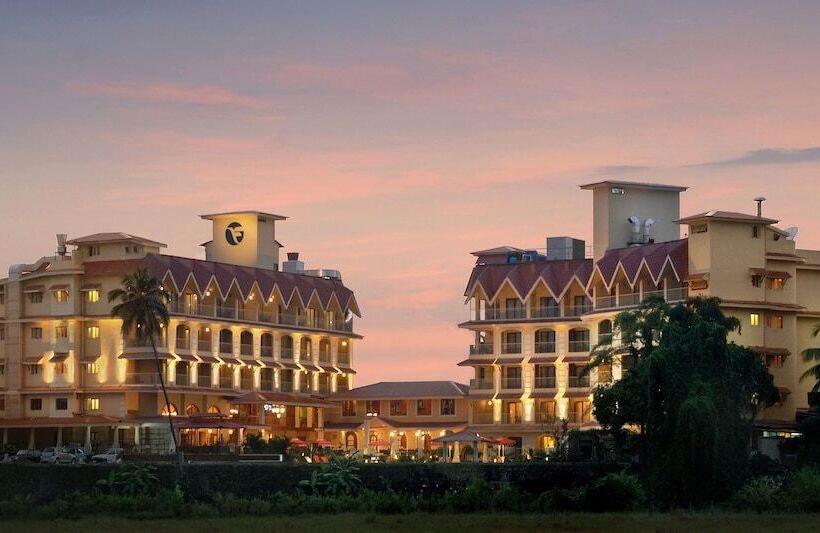 ホテル Acron Candolim Regina