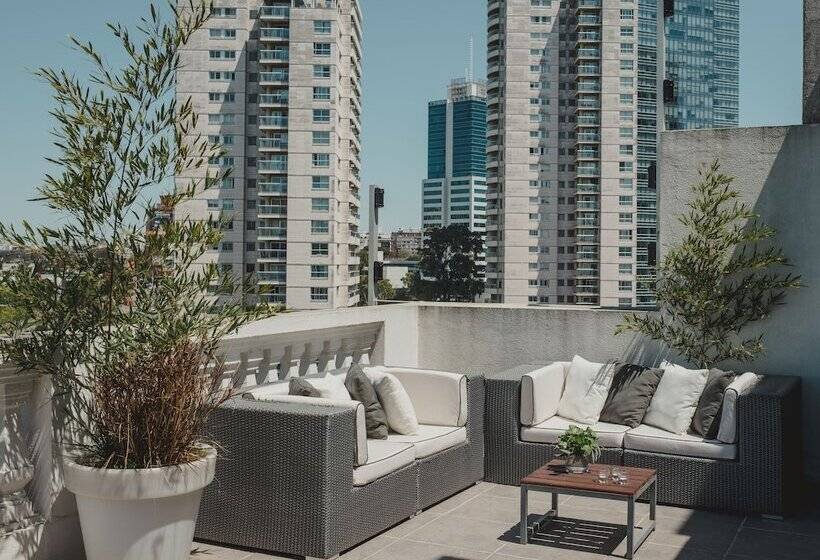 After Hotel Montevideo