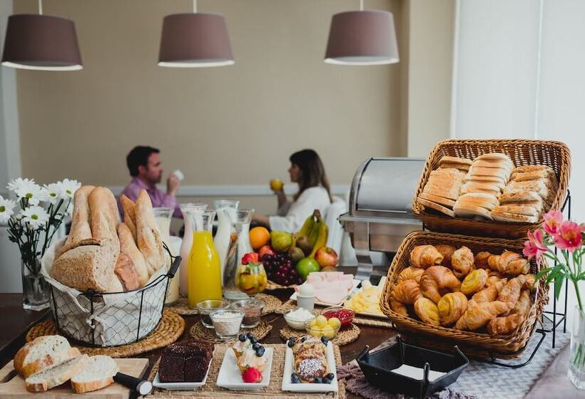 After Hotel Montevideo