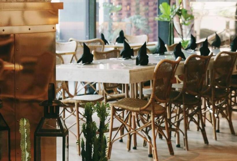 Akmani Hotel Jakarta