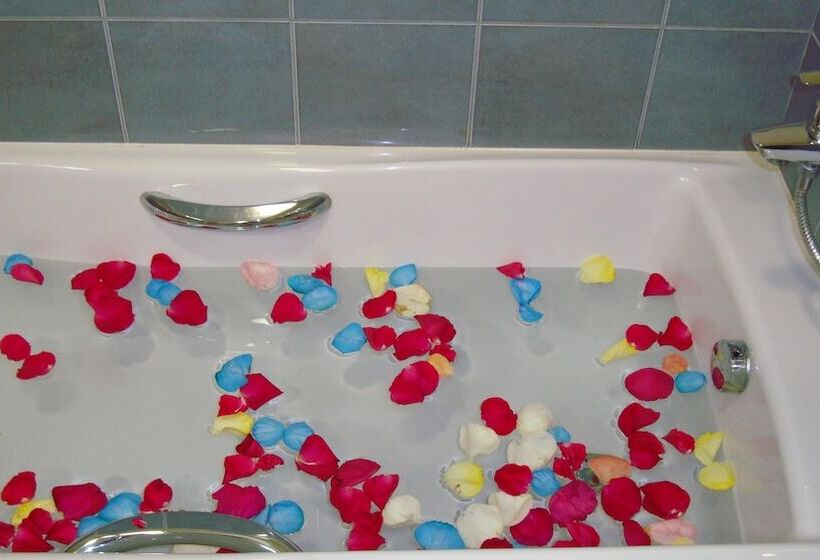 هتل Al Madina Suites Doha