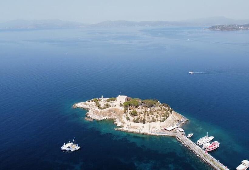 Отель Asia Apart