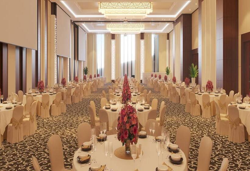 Atria Hotel Gading Serpong