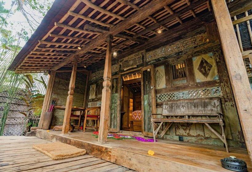 هتل Bambu Indah