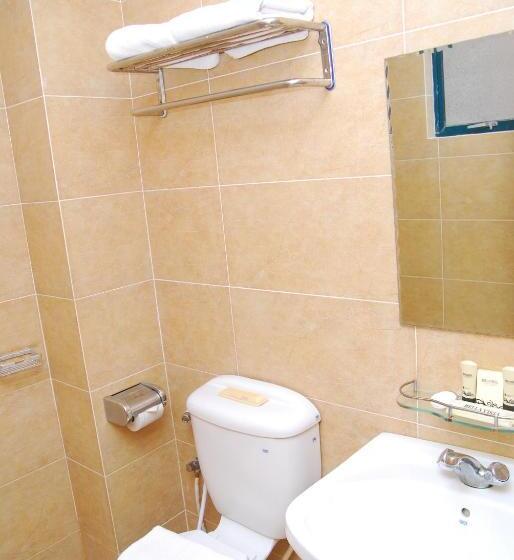 호텔 Bella Vista Waterfront Resort