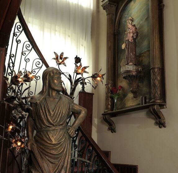 هتل Boutique Mansion Del Rio