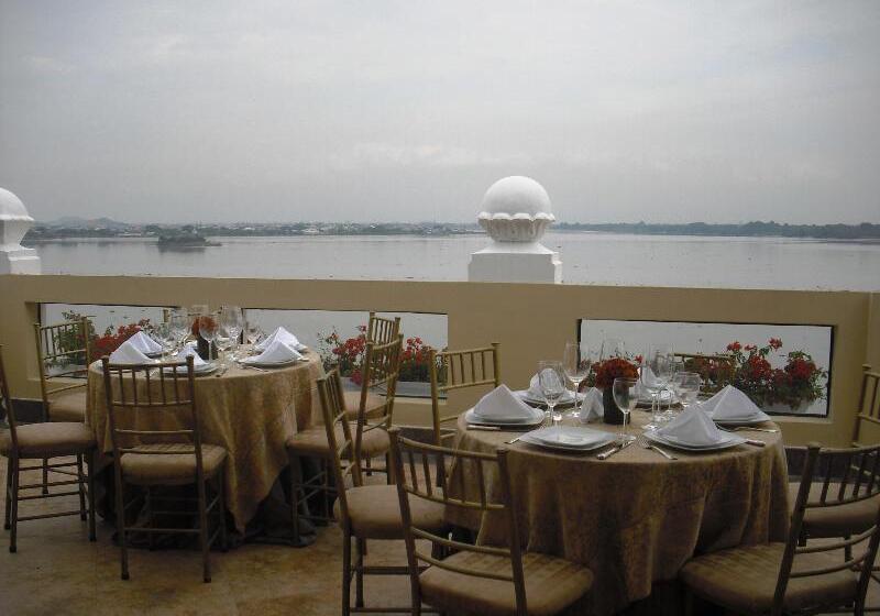 هتل Boutique Mansion Del Rio