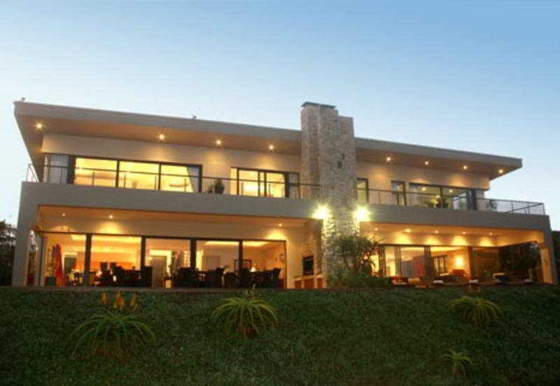 בית מלון כפרי Canelands Beach Club