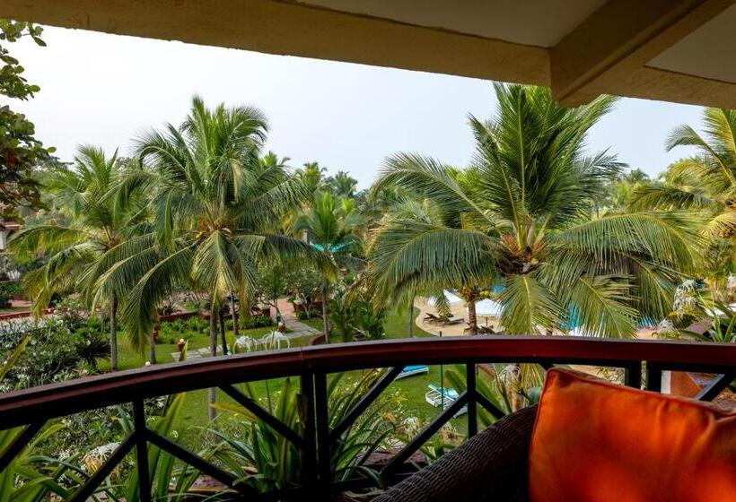 هتل Caravela Beach Resort