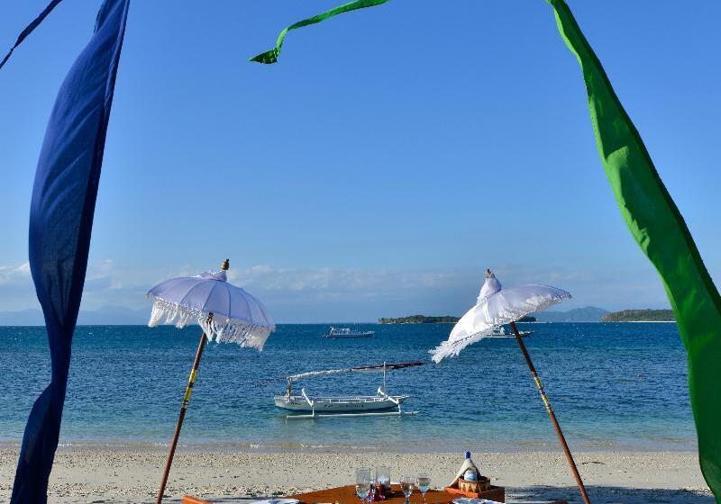 ホテル Cocotinos Sekotong, A Boutique Beach Resort & Spa