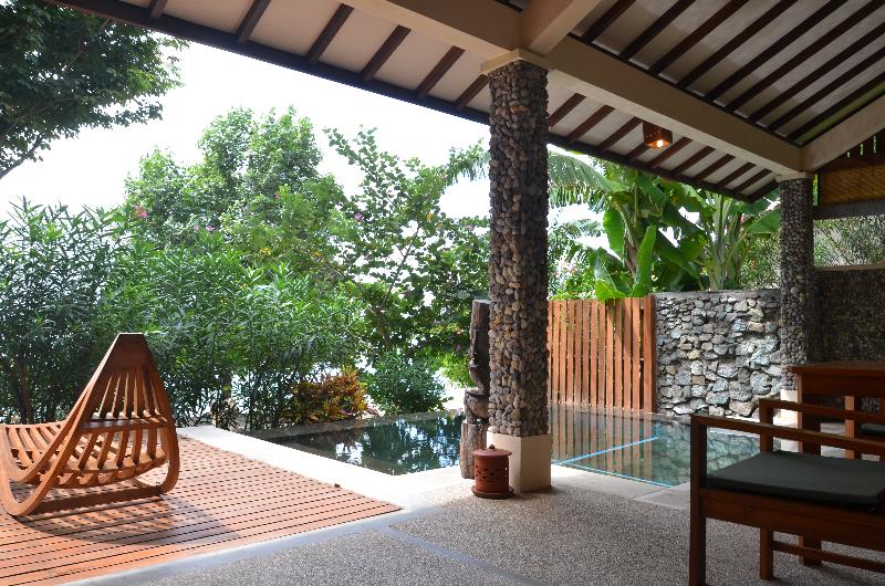 ホテル Cocotinos Sekotong, A Boutique Beach Resort & Spa