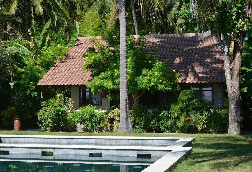 ホテル Cocotinos Sekotong, A Boutique Beach Resort & Spa