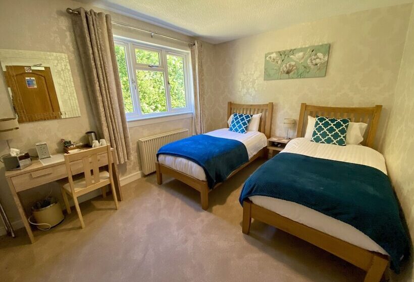 Отель Coire Glas Guest House