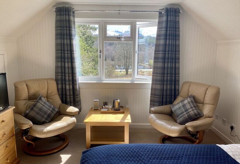 Отель Coire Glas Guest House