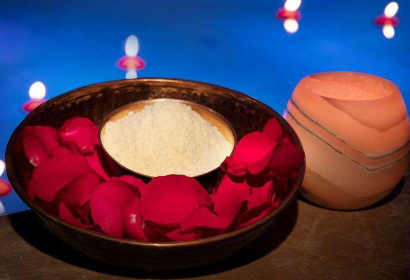 Отель Conrad Abu Dhabi Etihad Towers