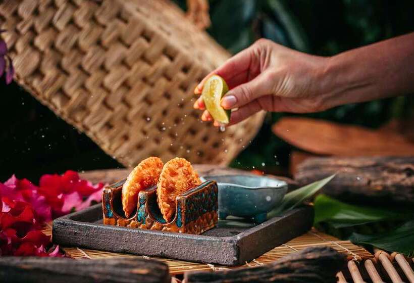 Отель Conrad Abu Dhabi Etihad Towers