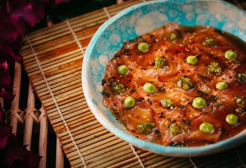 Отель Conrad Abu Dhabi Etihad Towers