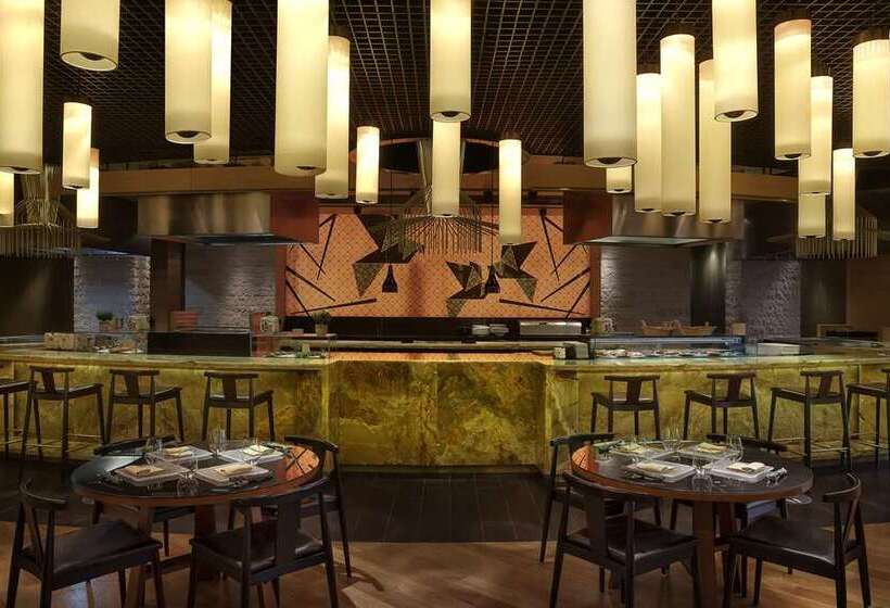 Отель Conrad Abu Dhabi Etihad Towers