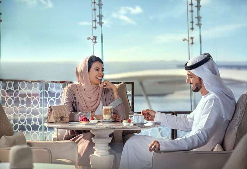 Отель Conrad Abu Dhabi Etihad Towers