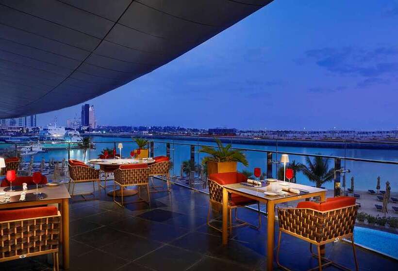 Отель Conrad Abu Dhabi Etihad Towers