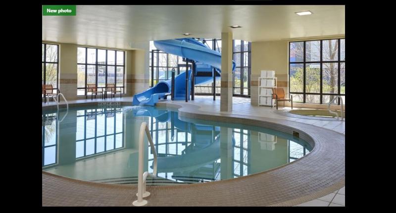 호텔 Courtyard By Marriott Kingston Highway 401