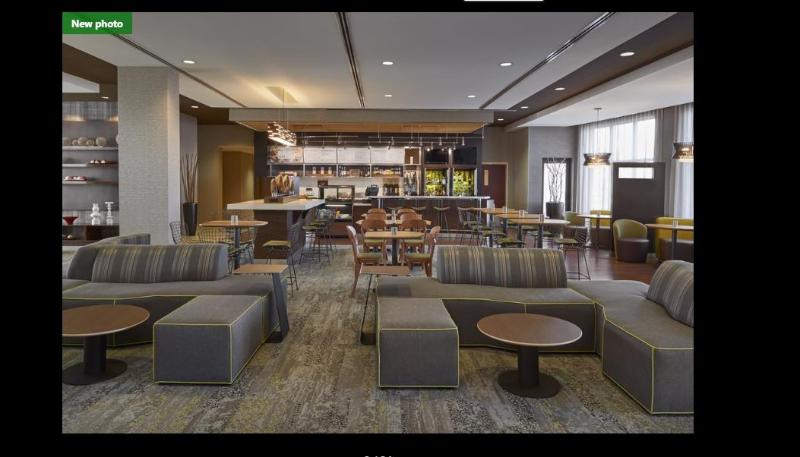 호텔 Courtyard By Marriott Kingston Highway 401